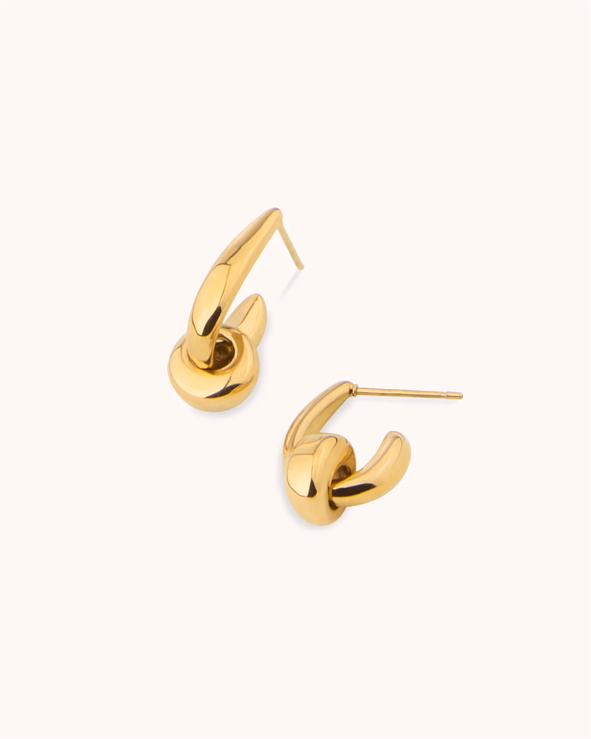 Waterproof Round Link Hoop Earrings in Gold - Image 3