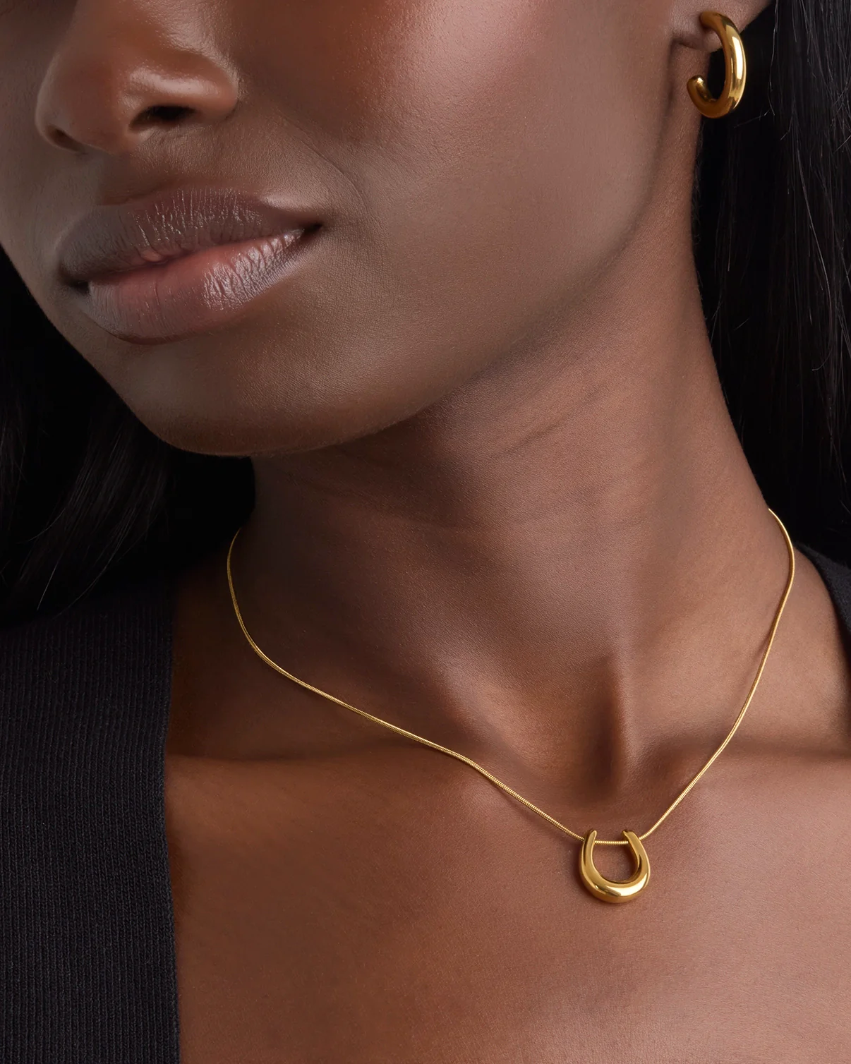 Waterproof U Pendant Necklace in Gold - Image 2