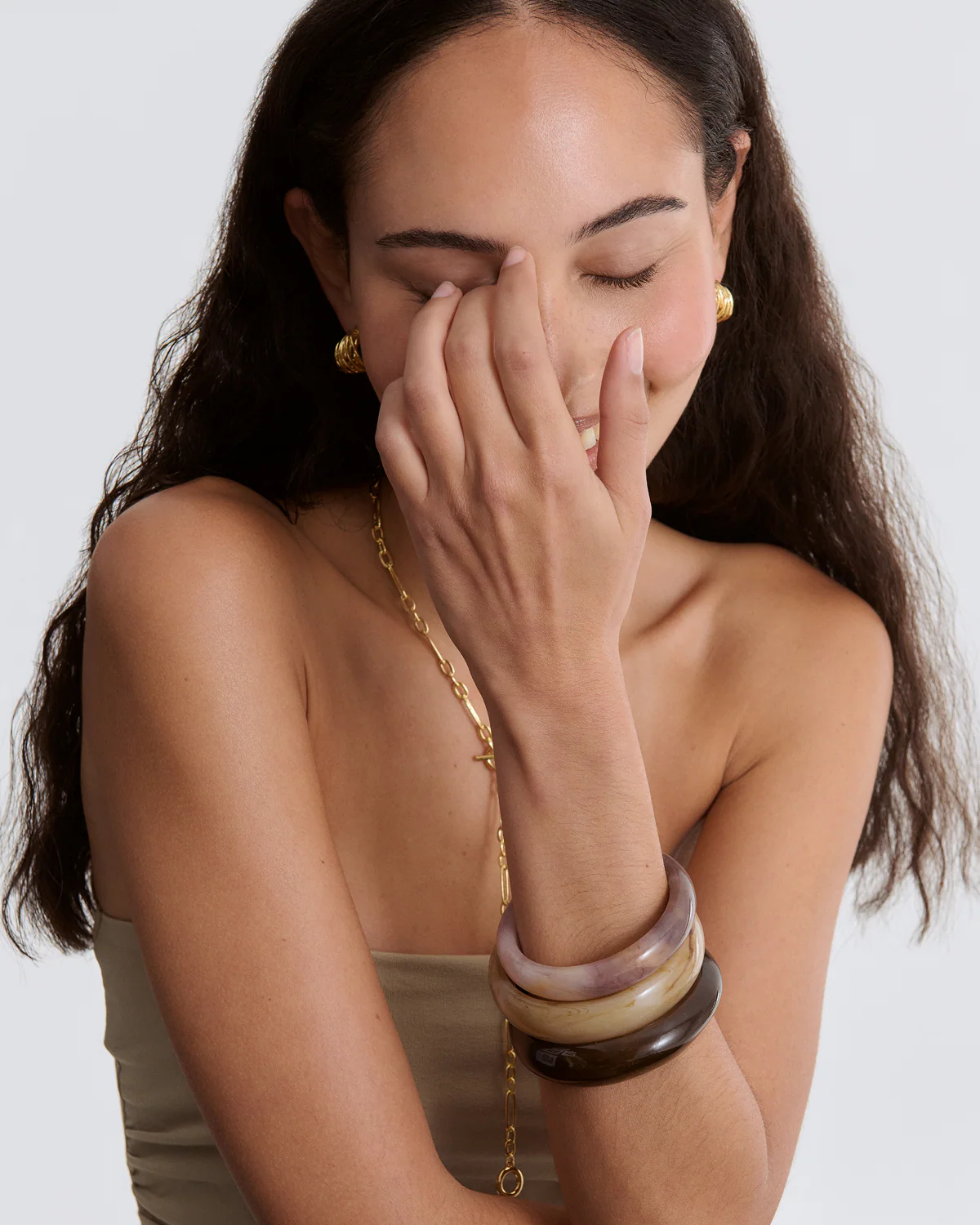 Resin Bangle in Cream - Image 6