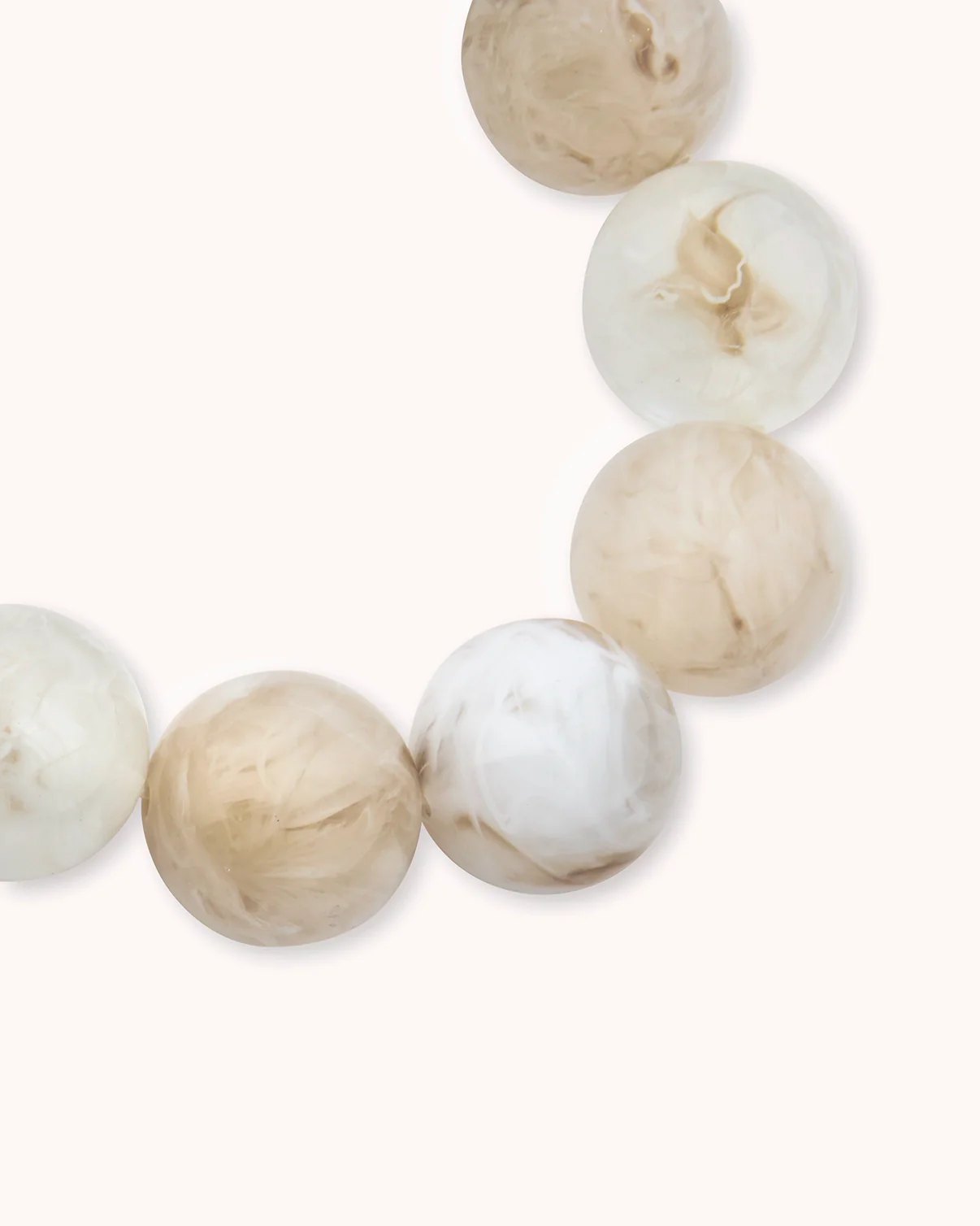 Chunky Resin Round Beaded Bracelet in Cream - Image 4