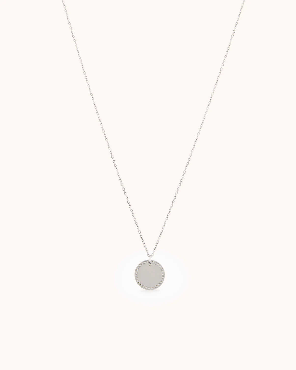 Circle Detailed Pendant Chain Necklace