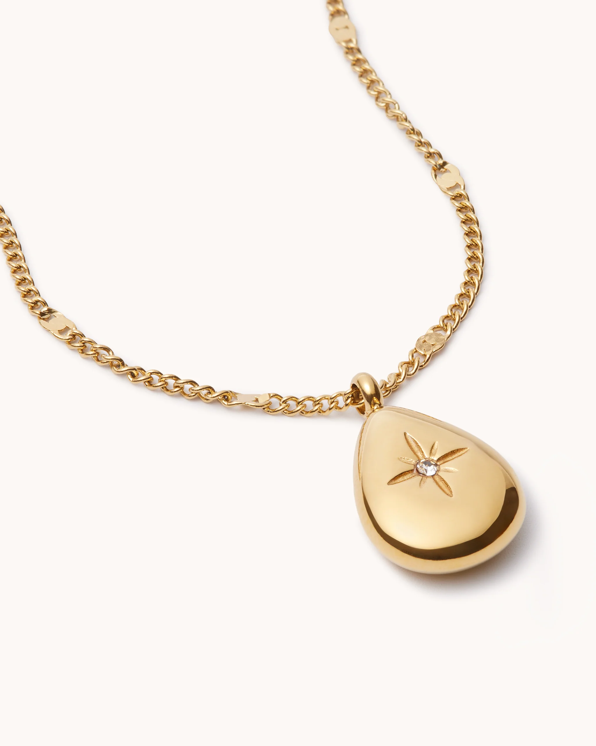 Teardrop Pendant Twisted Chain Necklace - Image 2