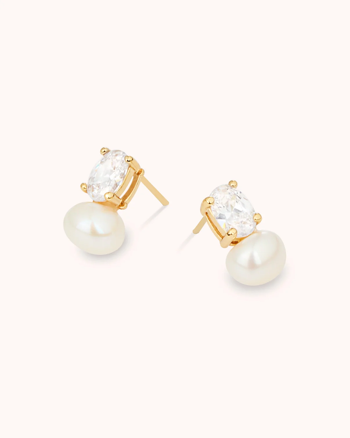 Pearl Stud Earrings in Gold - Image 3