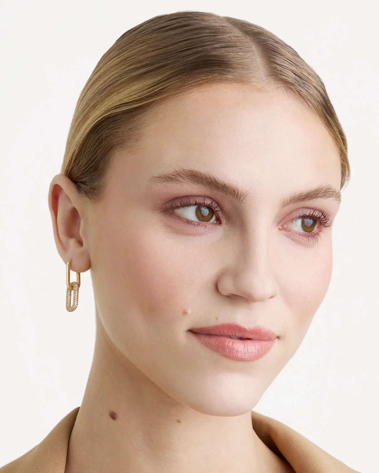 Oblong Link Stud Earrings in Gold - Image 3