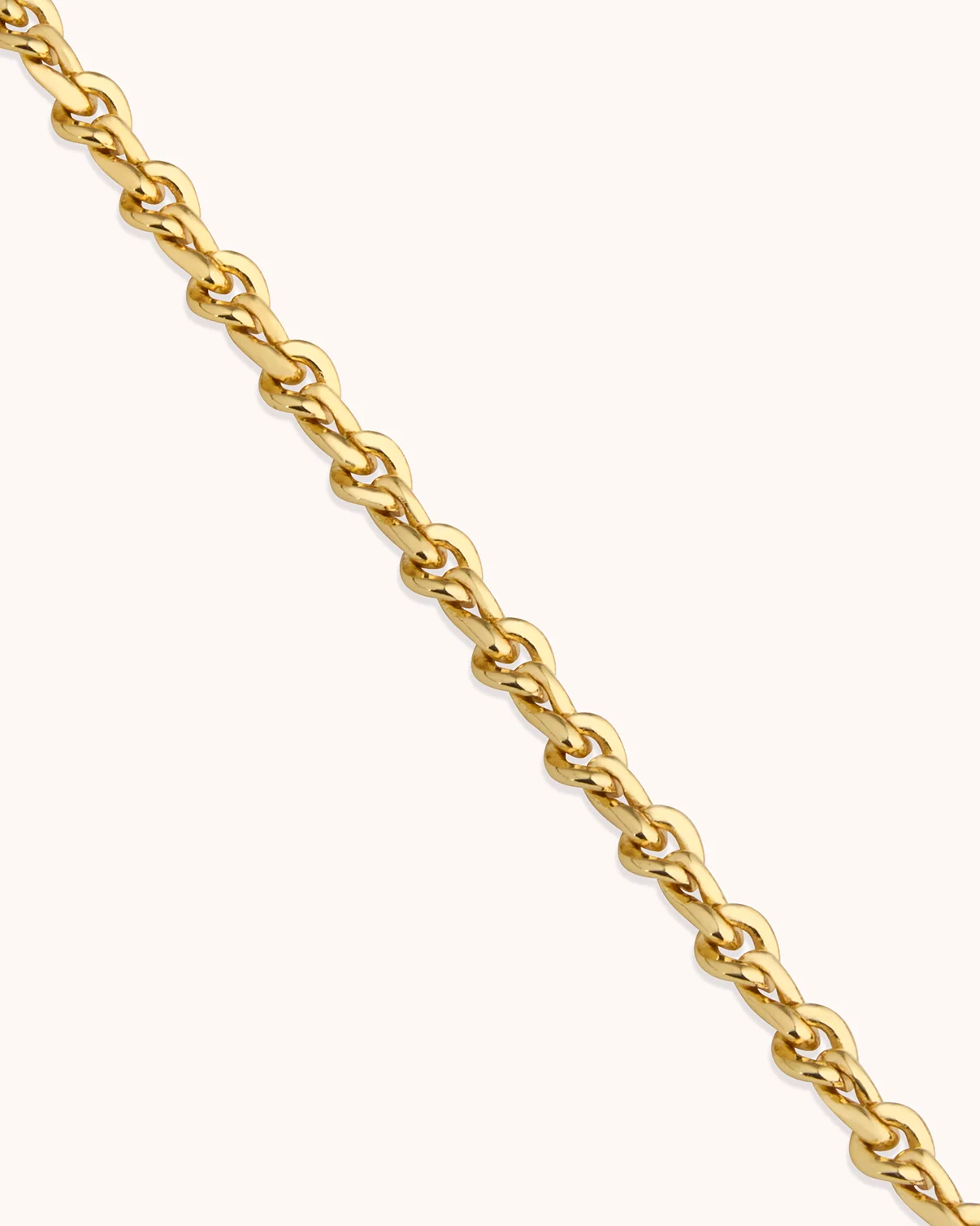 Chain Necklace in Gold - Image 3