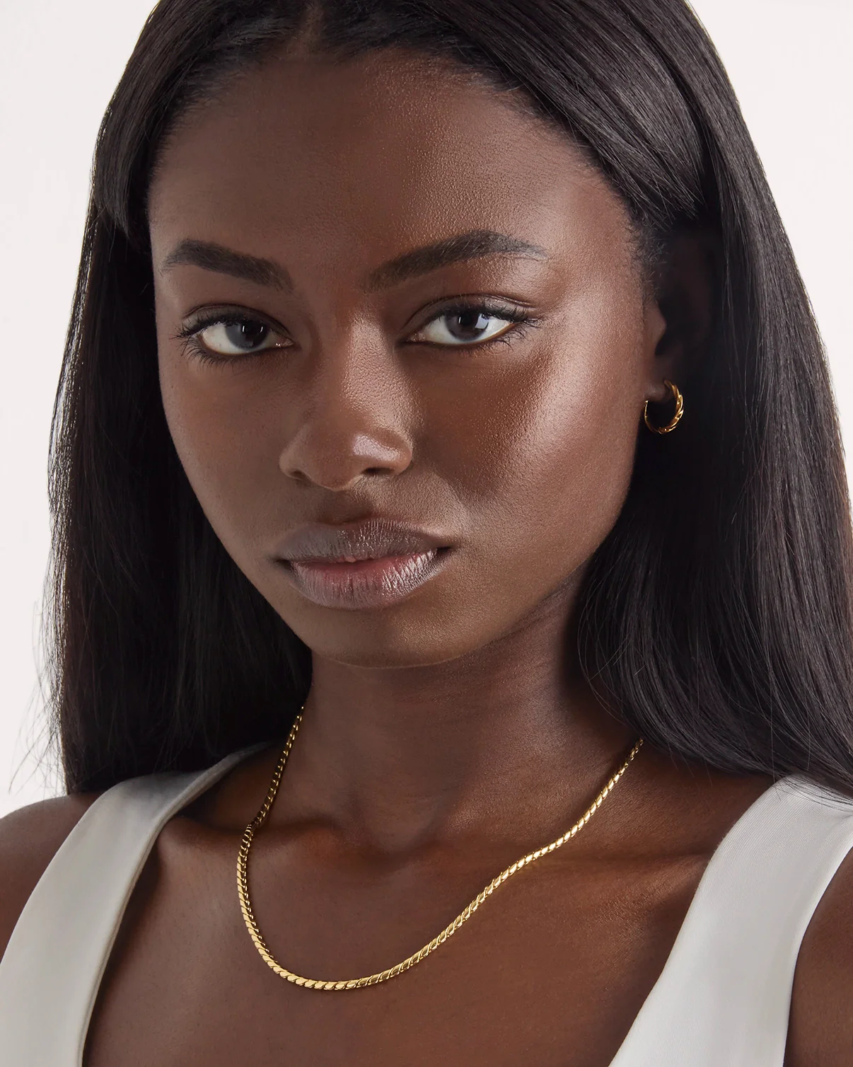 Thick Chain Necklace in Gold - Image 2