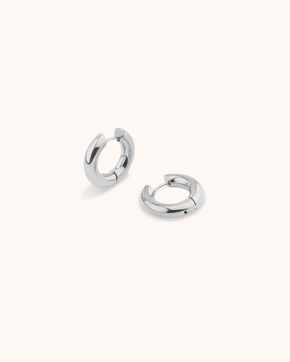 Waterproof Small Seamless Huggies in Silver - Image 3