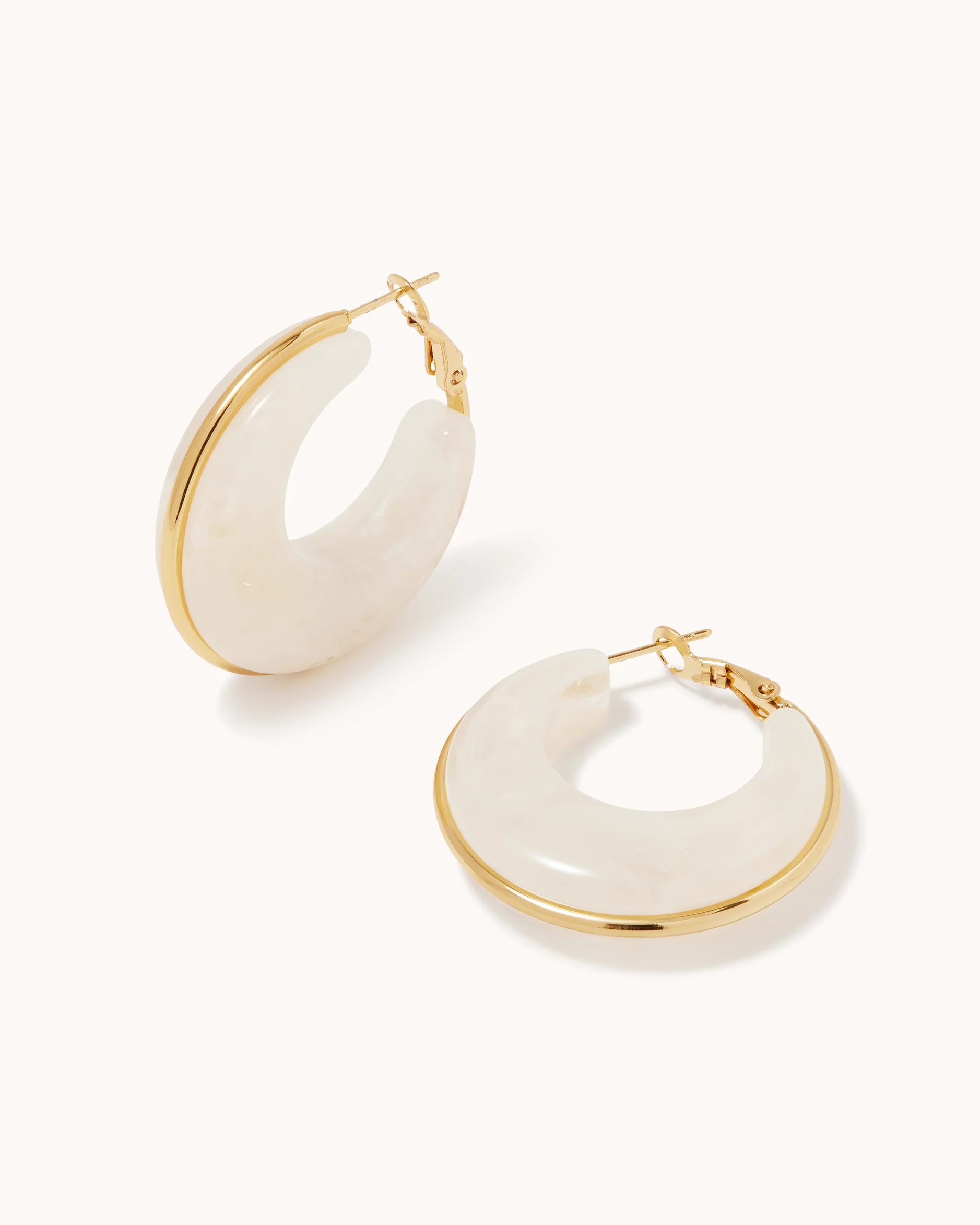 Large Oval Resin Hoops in Cream - Image 3