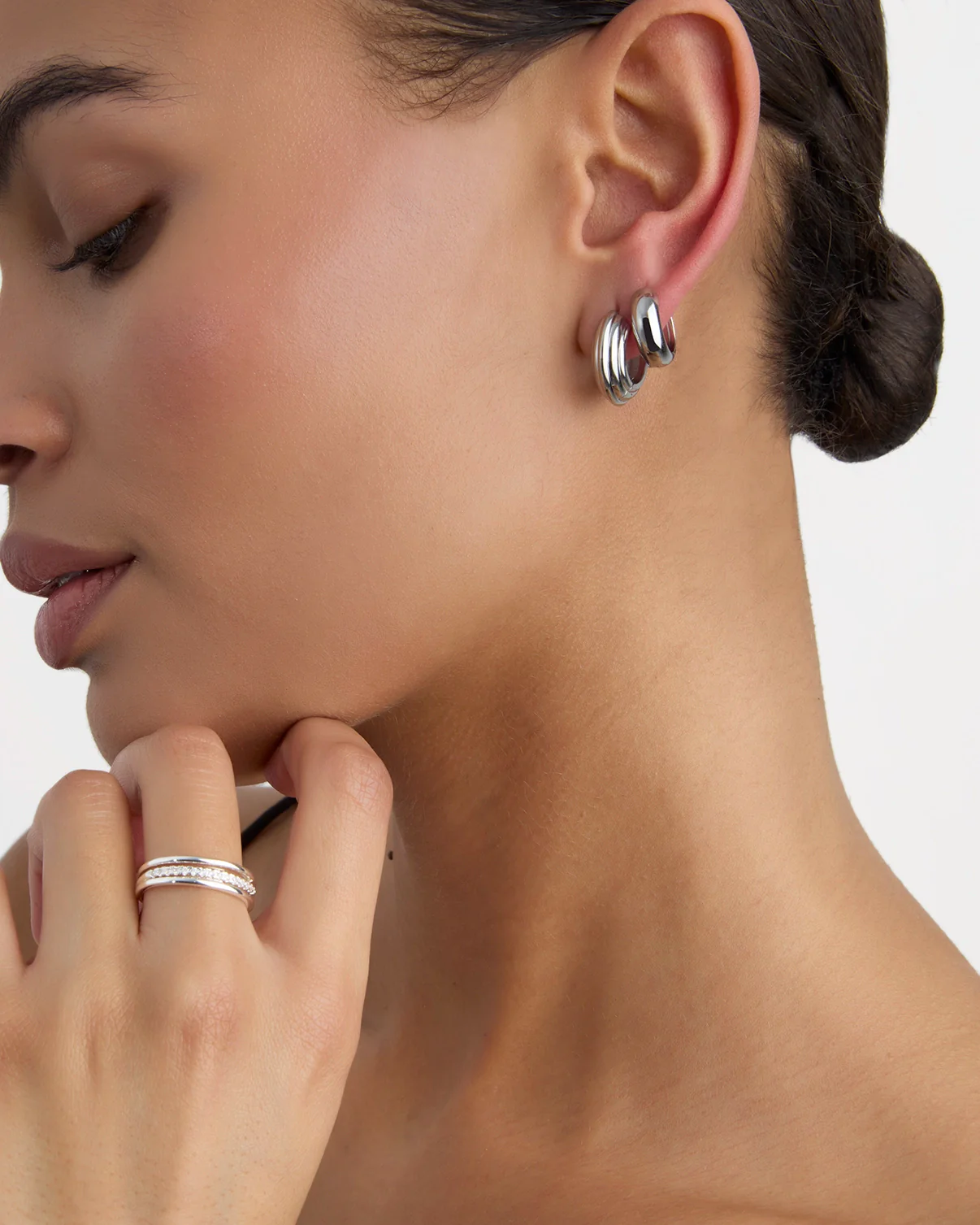 Smooth & Layered Hoop Earrings in Silver - Image 2