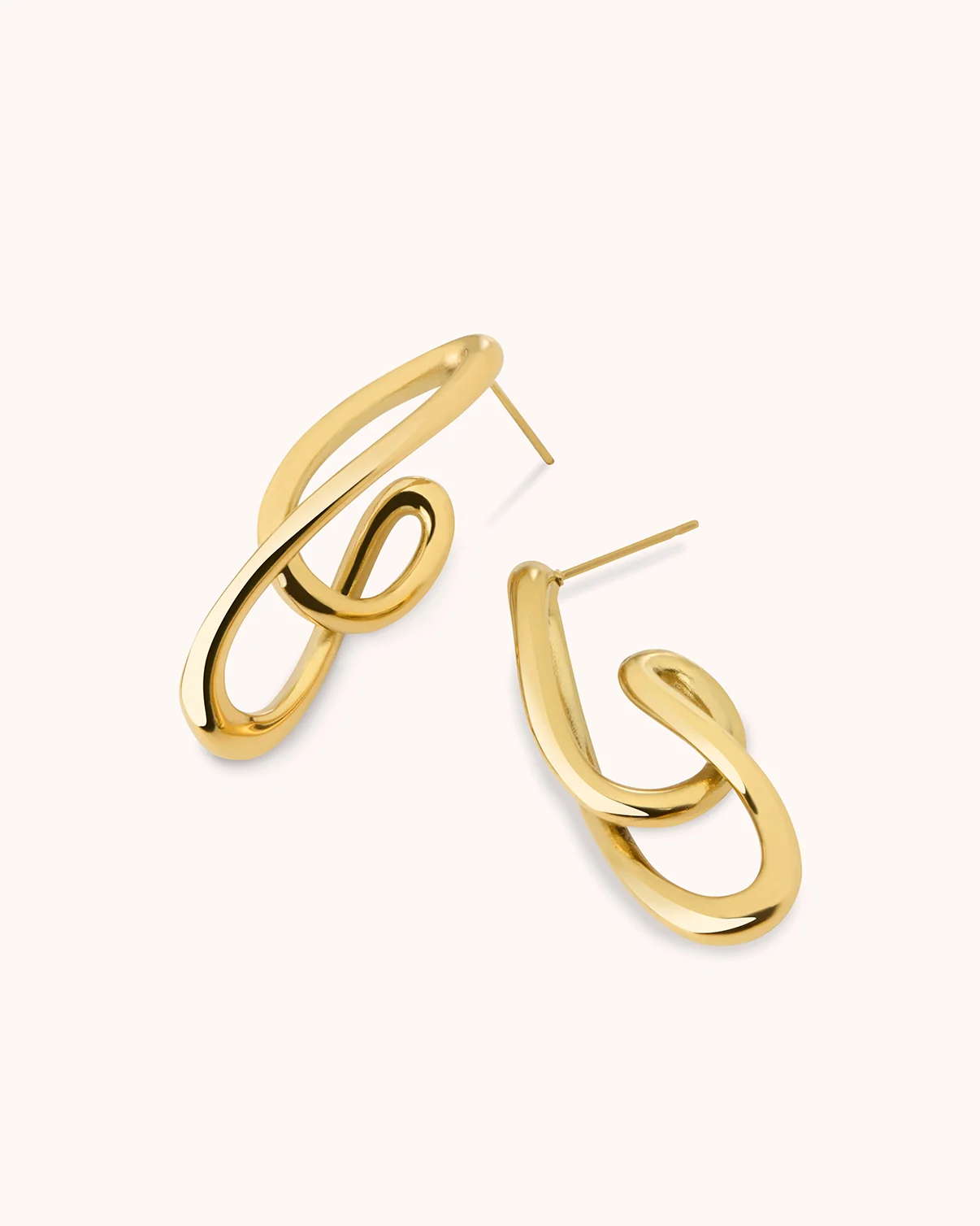 Waterproof Long Wavy Round Hoop Earrings in Gold - Image 3