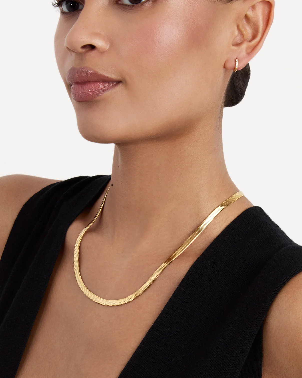 Slinky Thick Chain Necklace in Gold - Image 2