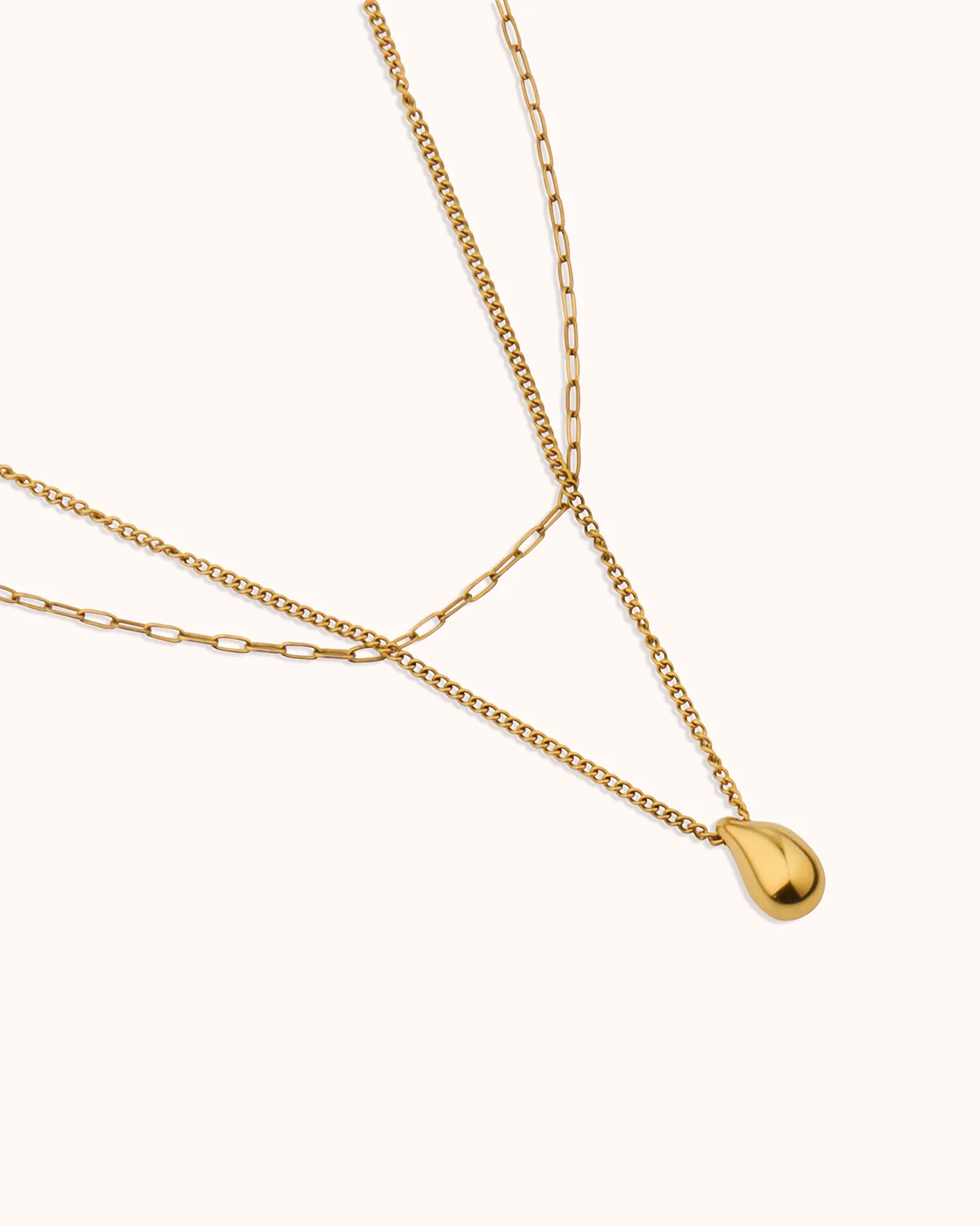 Double Layered Pendant Necklace in Gold - Image 3