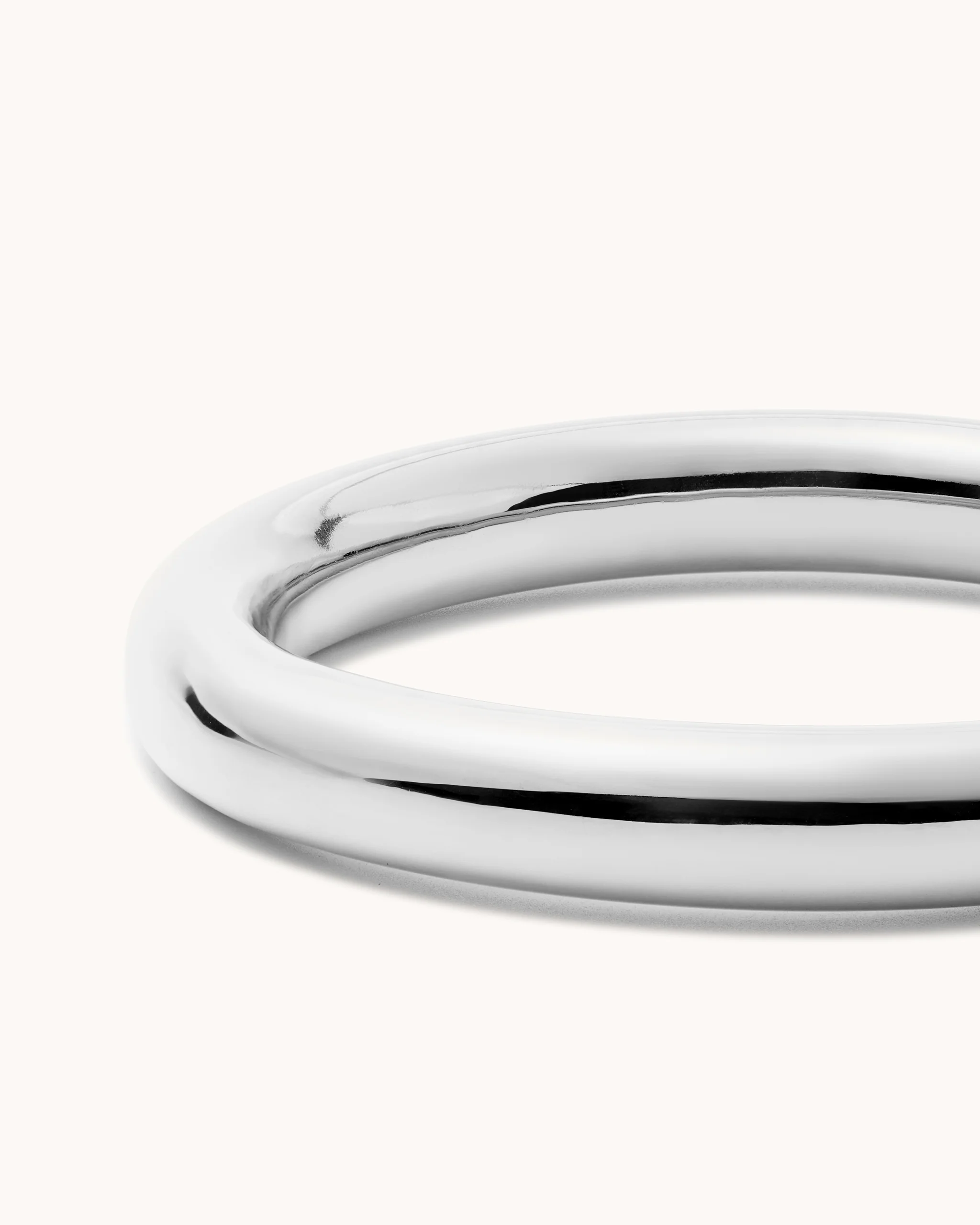 Chunky Bangle in Silver - Image 4