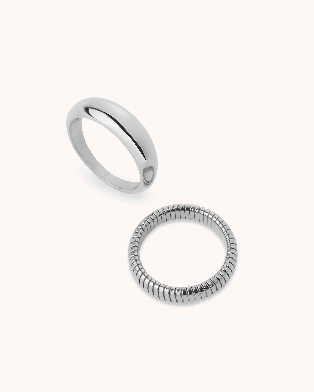 Waterproof Textured & Smooth Ring in Silver - Image 3