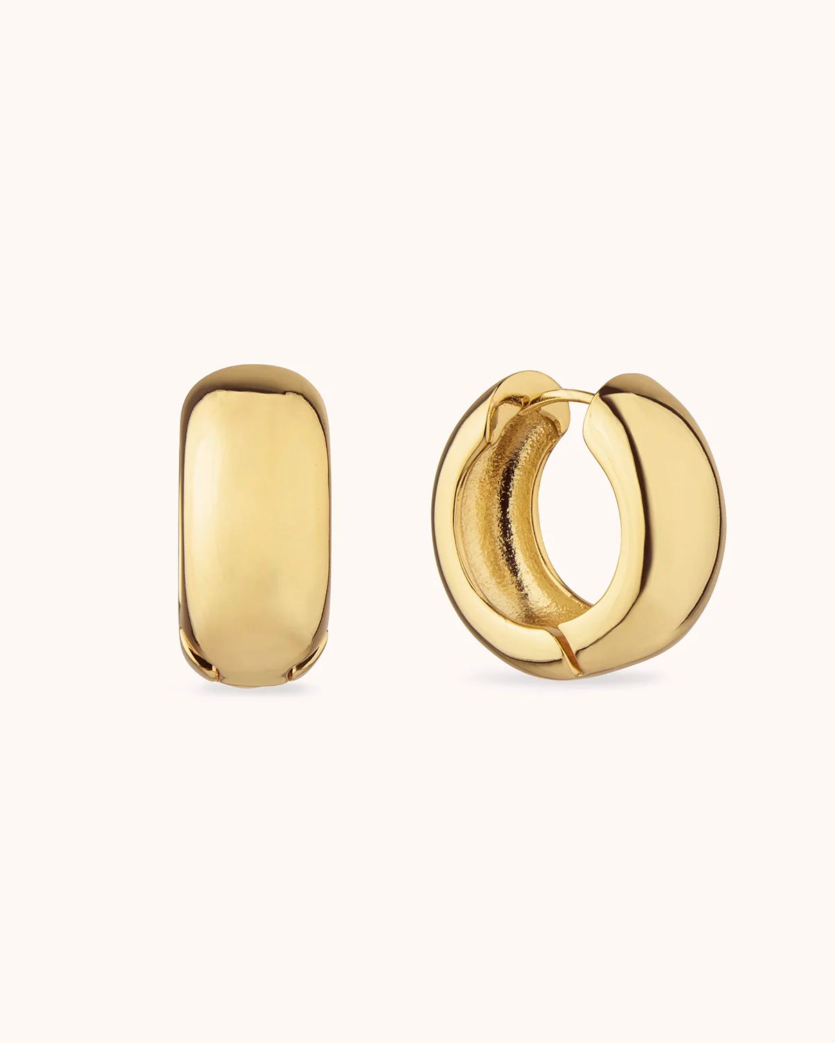 Smooth Chunky Hoops in Gold
