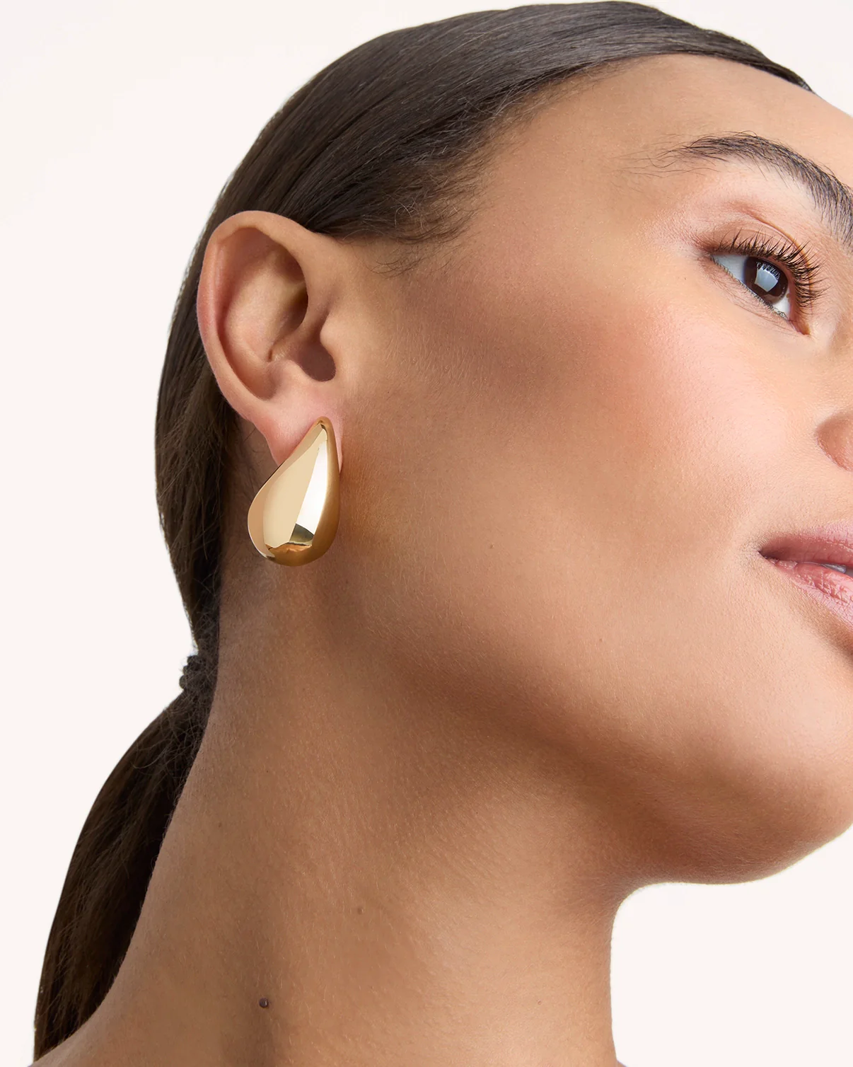 Teardrop Stud Earrings in Gold - Image 3