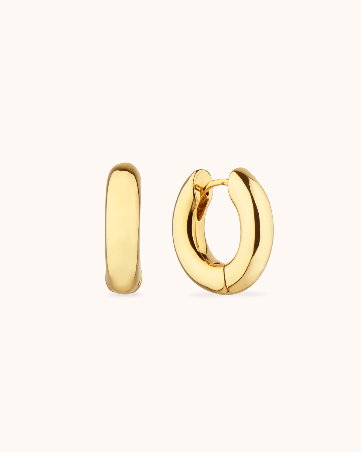 Medium Chunky Hoop Earrings in Gold