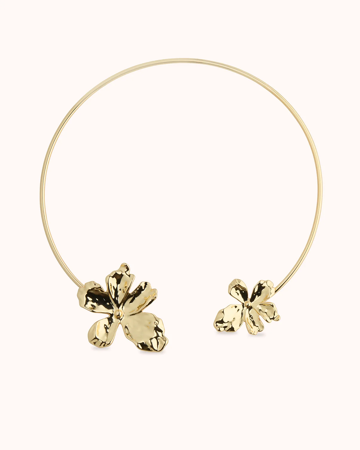 Floral Choker Necklace in Gold