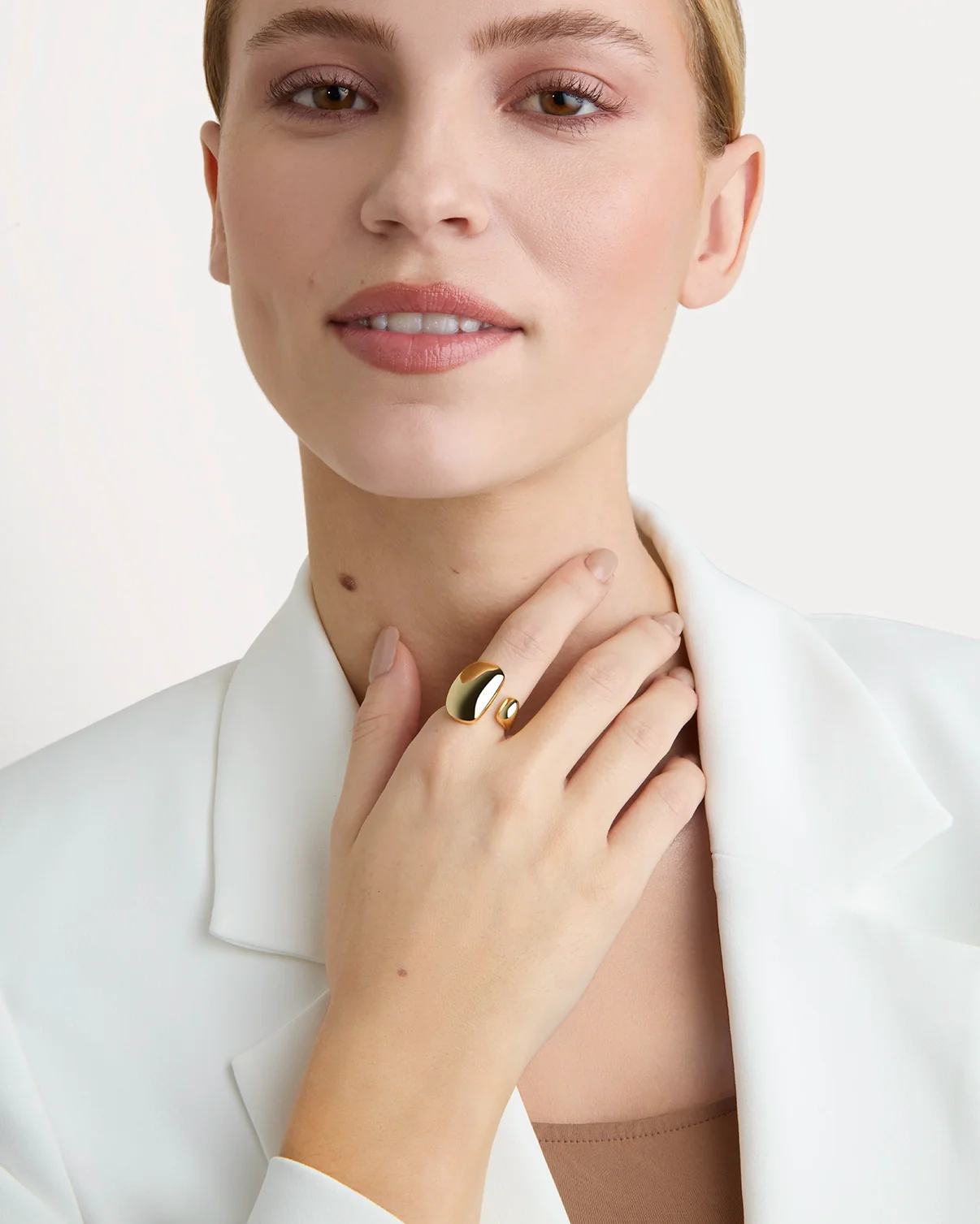 Pebble Wrap Ring in Gold - Image 2