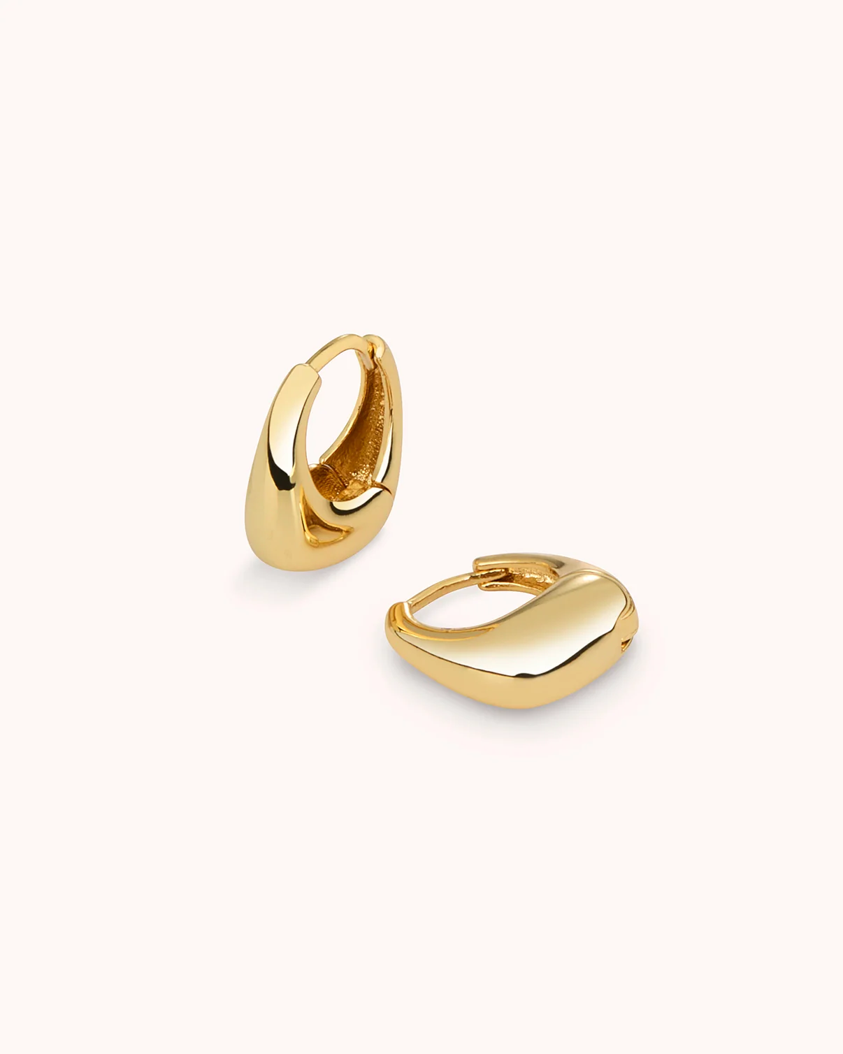 Square Seamless Huggies in Gold - Image 3