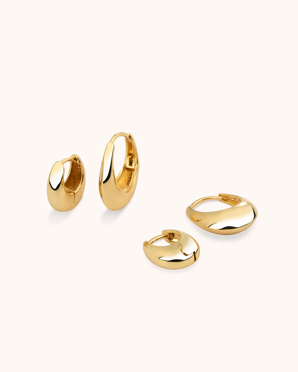 Two-Pack Chubby Oval Seamless Huggies in Gold - Image 3