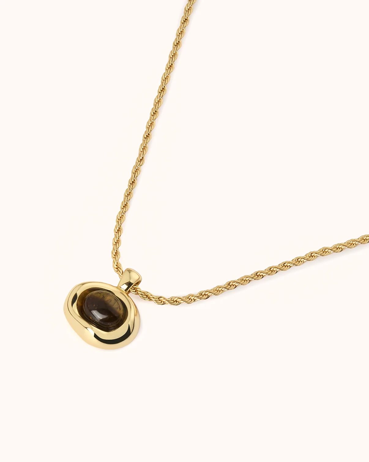 Tiger's Eye Pendant Necklace in Gold - Image 4