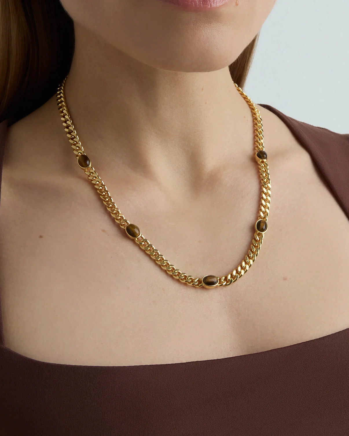 Tiger's Eye Station Chain Necklace in Gold - Image 2