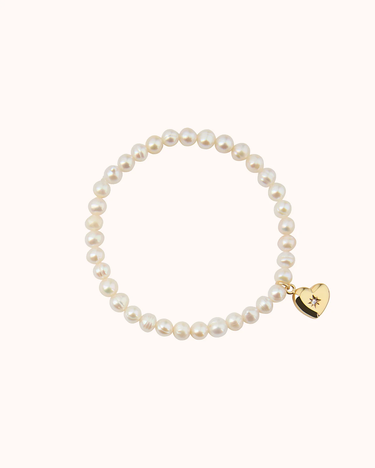 Heart Pendant Pearl Bracelet in Gold