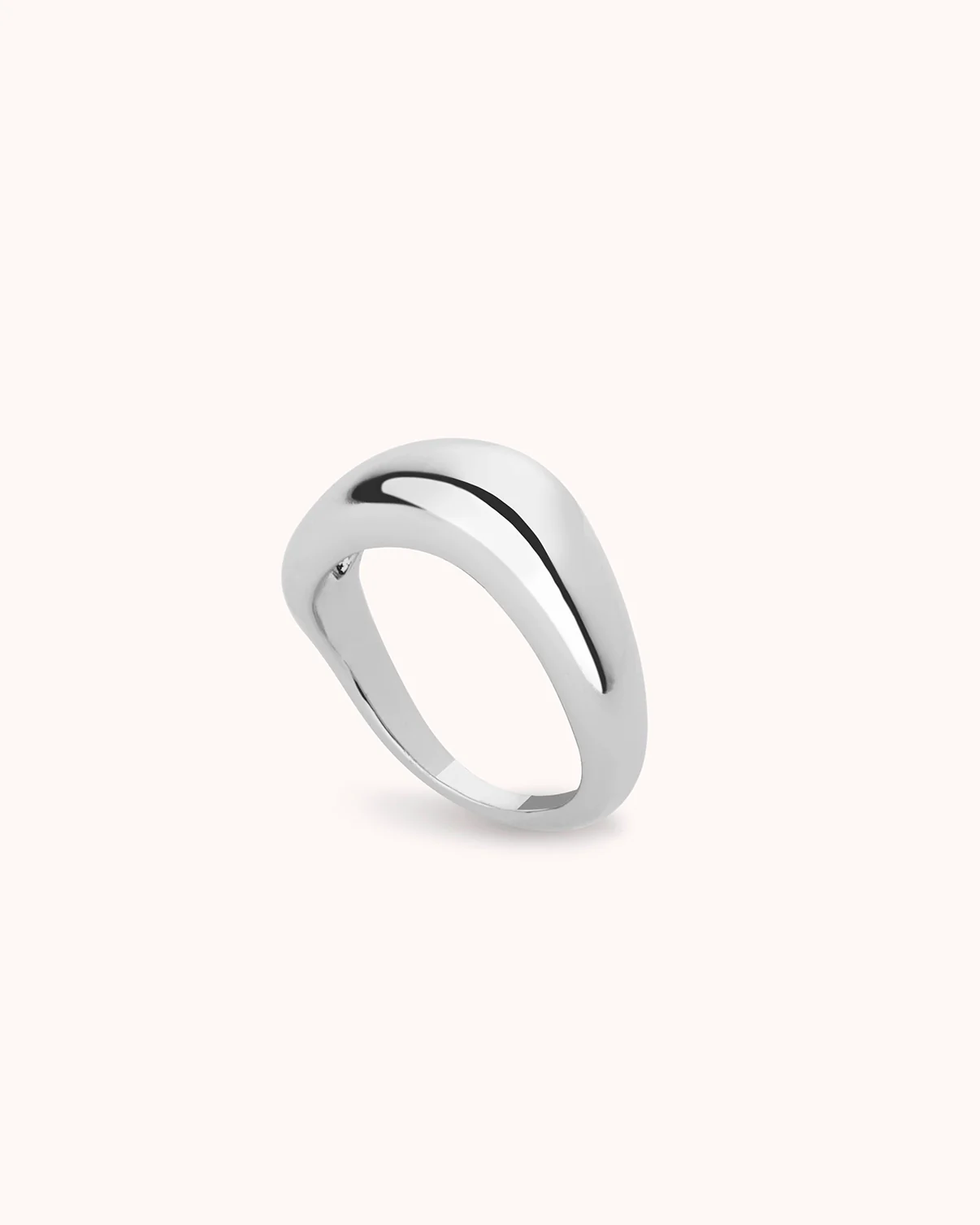 Wave Band Ring in Silver - Image 3