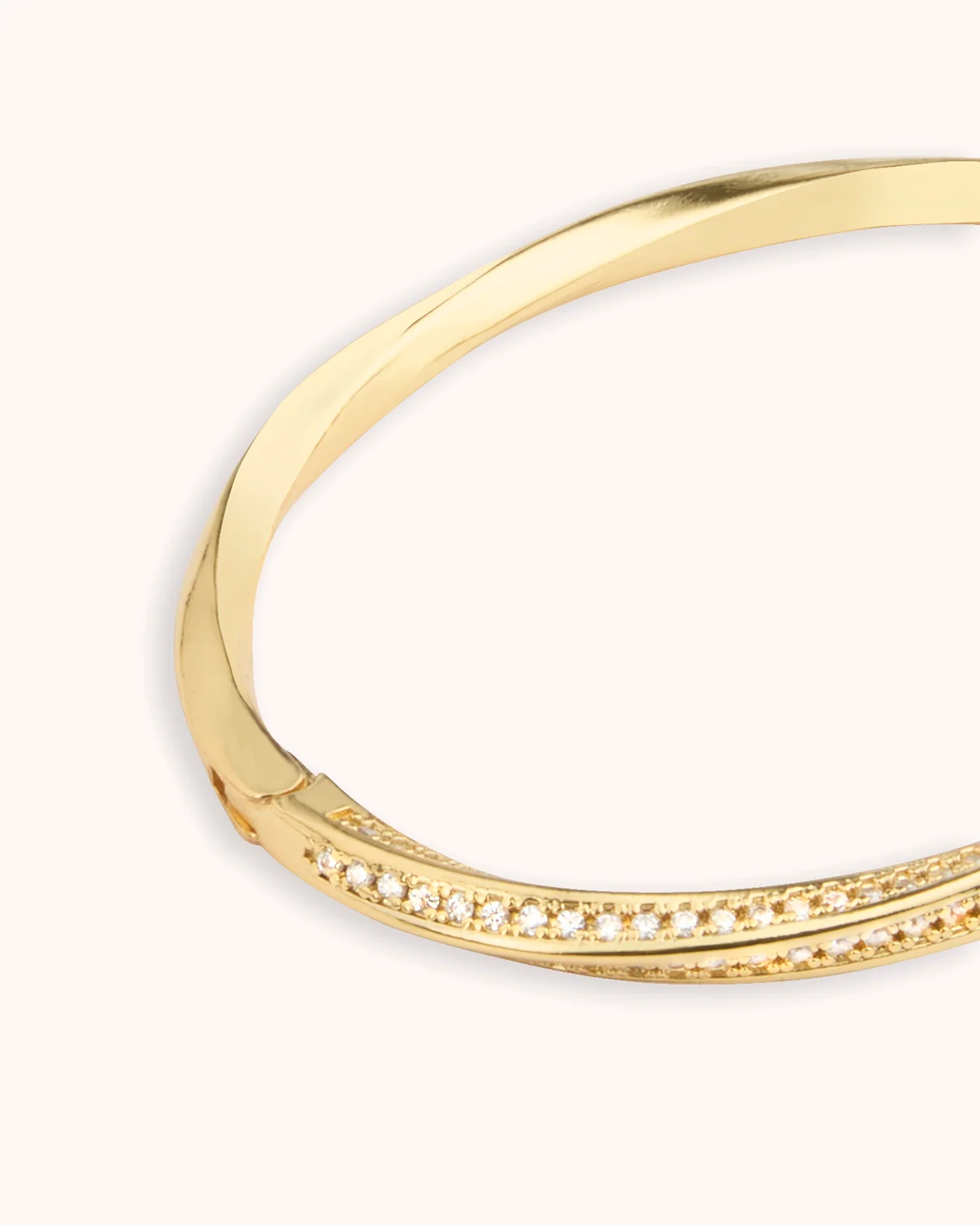 Twisted Cubic Zirconia Pavé Bangle in Gold - Image 2